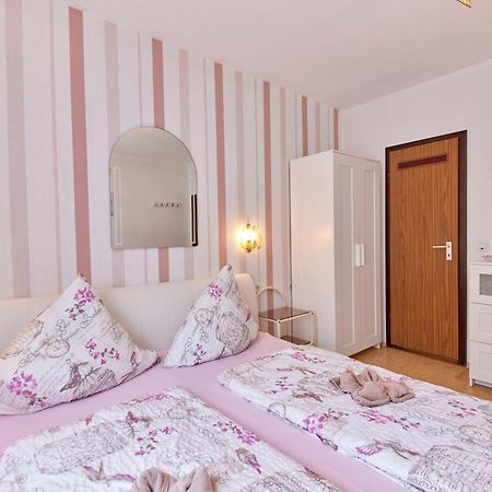 Cafe Rosi Hotel Bernkastel-Kues Kültér fotó