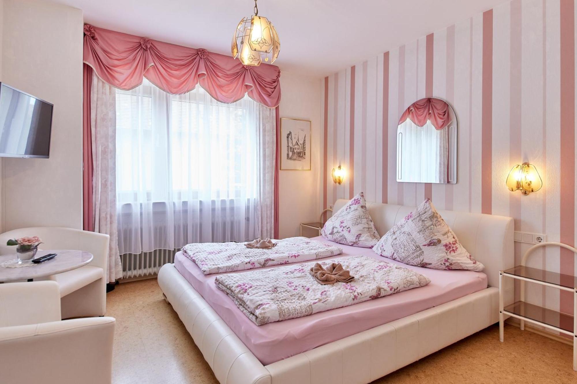 Cafe Rosi Hotel Bernkastel-Kues Kültér fotó