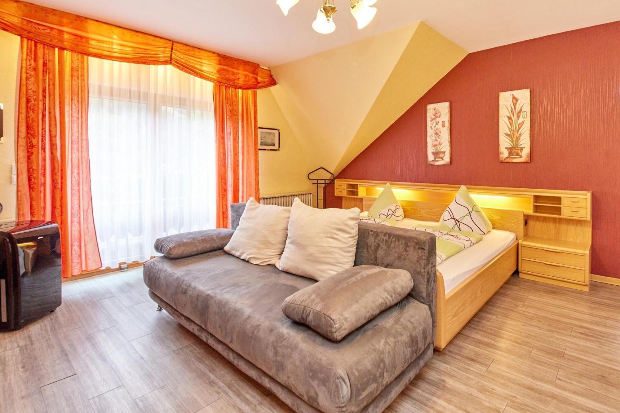Cafe Rosi Hotel Bernkastel-Kues Kültér fotó